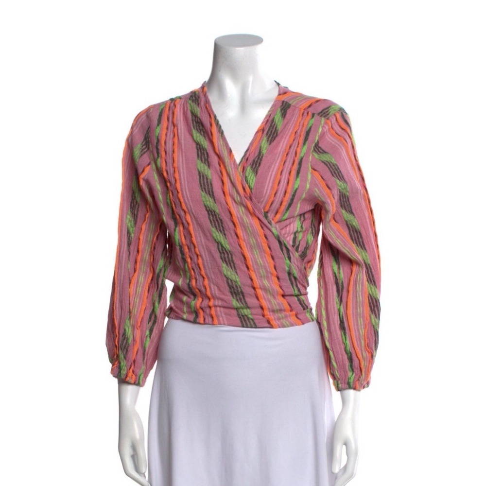 NWT Devotion Twins Womens Coral Stripped V Neck  Blouse Top Size Small Aztec